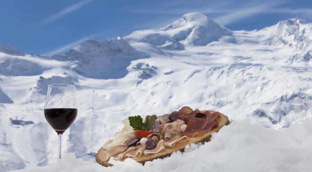 Hotel Garni Domino Saas Fee Eksteriør billede